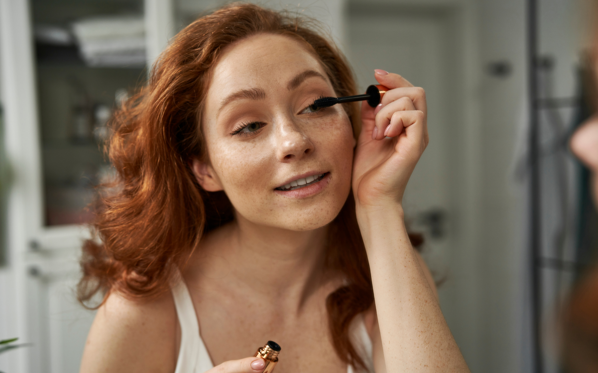 Co dělat s prošlou kosmetikou – bezpečná likvidace a třídění Co dělat s prošlou kosmetikou – bezpečná likvidace a třídění